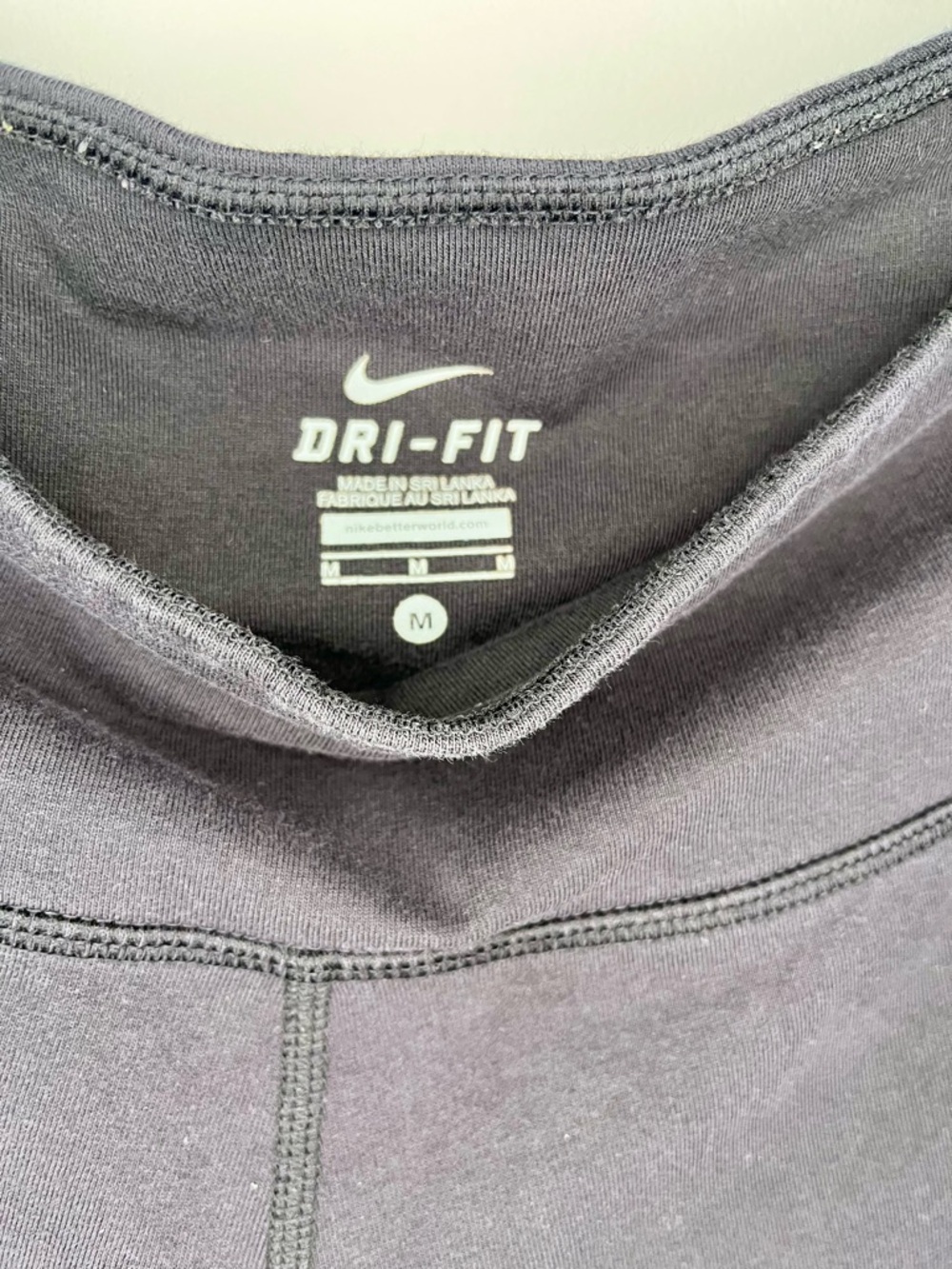 Nike Dri-FIT Black Athletic Shorts Pink Swoosh Size M - Picture 2 of 5